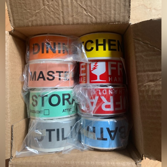 Moving Labels Stickers - Picture 1 of 5